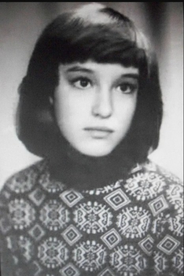 Анна Самохина в юности