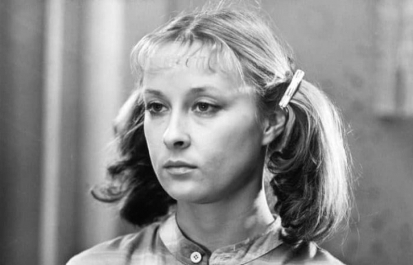 Лариса Удовиченко в юности