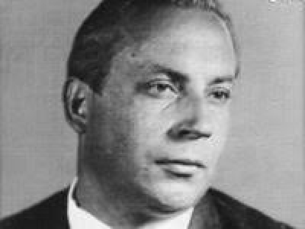 Георгий Зелинский